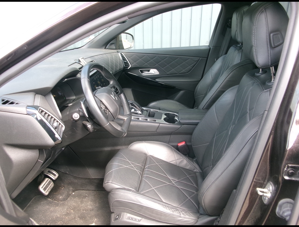 DS DS 7 Crossback - PTECH 180 GRAND CHIC EAT8