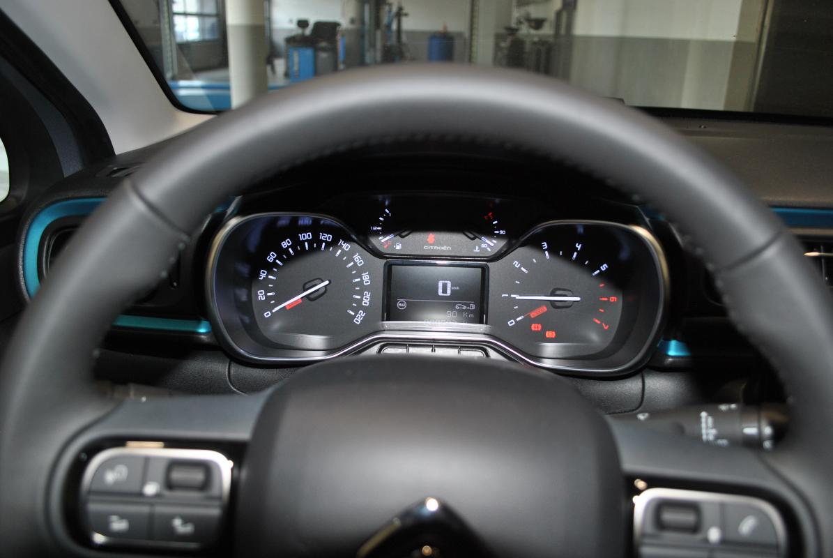 Citroën C3 - III (2) 1.2 PURETECH 83 SHINE PACK