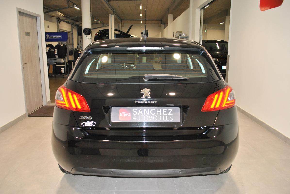 Peugeot 308 - II (2) 1.5 BLUEHDI 130 ACTIVE PACK