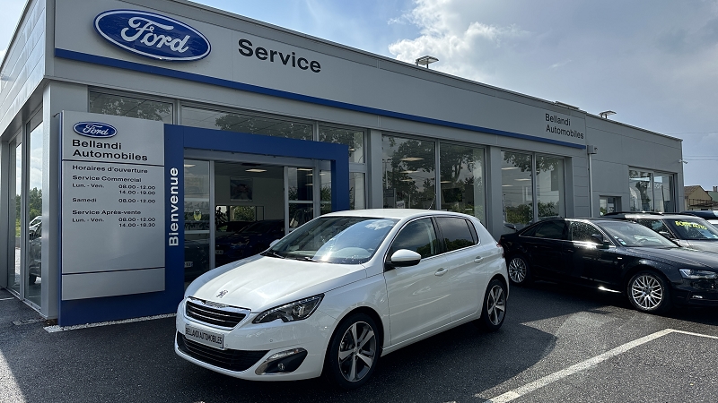 Peugeot 308 ALLURE 1.2 PURETECH 110