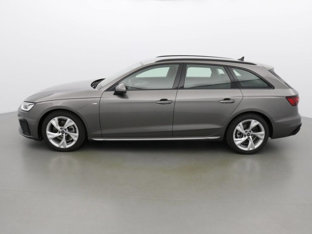 Audi A4 - AVANT S line EDITION 163
