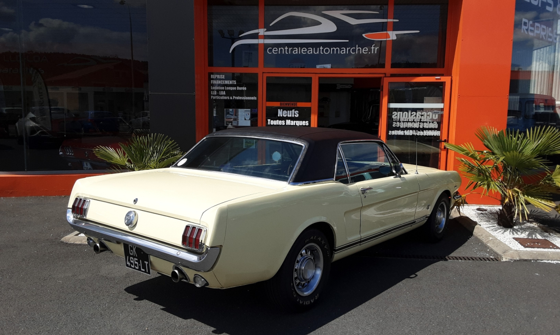 Ford Mustang - COUPE JAUNE TOIT VINYLE CODE A GT
