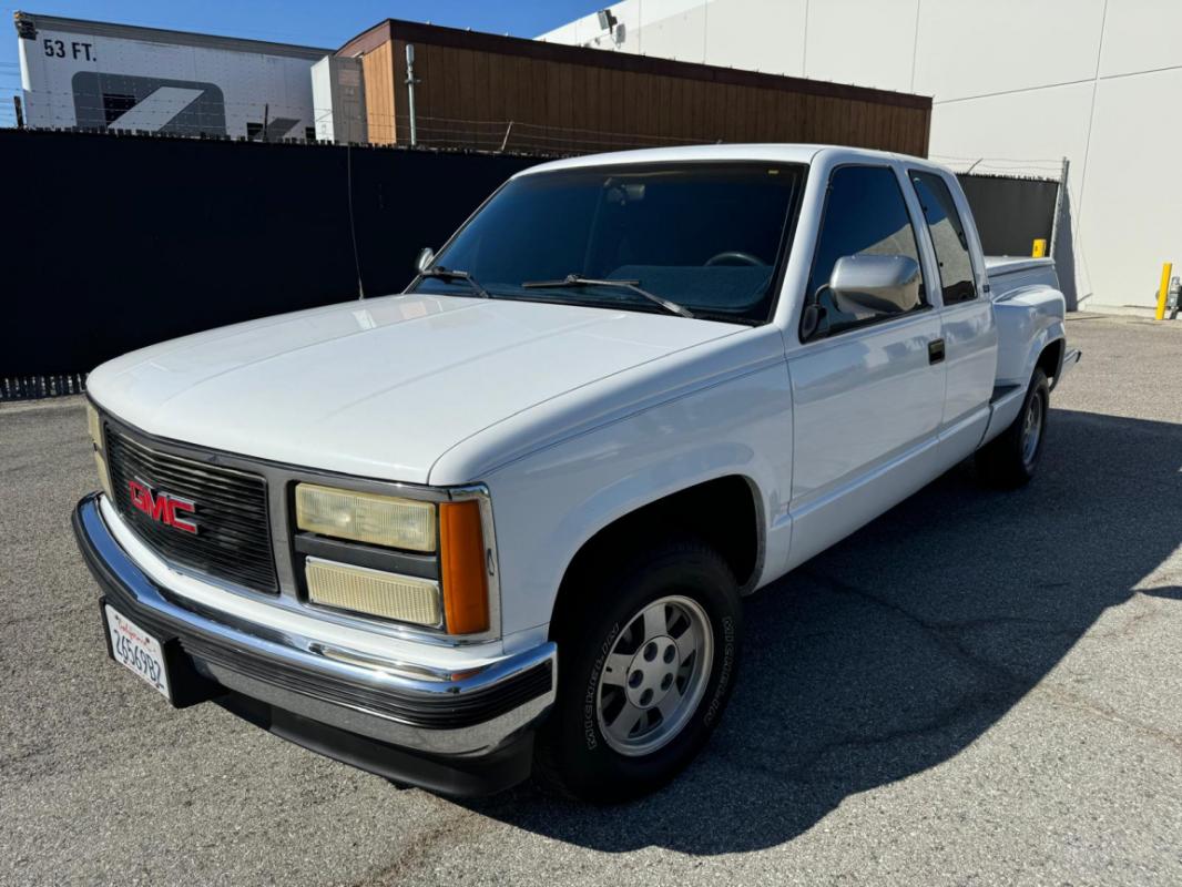 GMC Sierra - 1500 STEPSIDE V8 5.7L EXTENDED