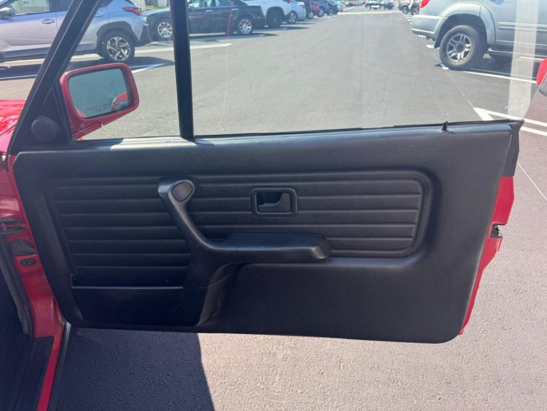 BMW Série 3 - 325 I E30 CABRIOLET ROUGE BOITE MECA 1987