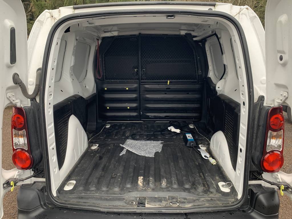 Peugeot Partner - Electric II 120 L1 Pack Clim